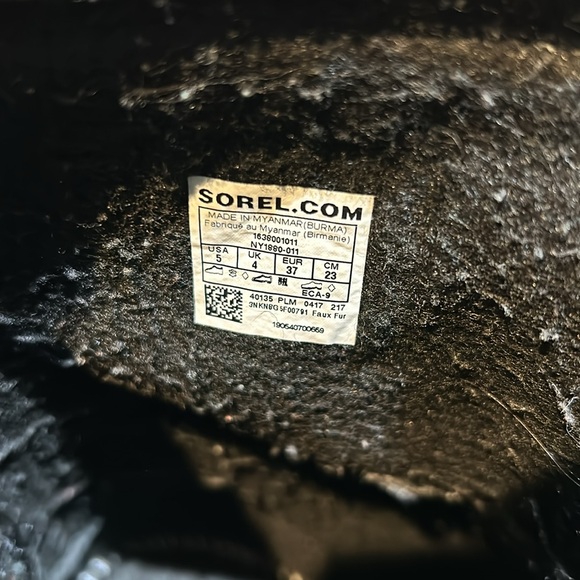 Sorel winter boots size 5 waterproof boots - Picture 6 of 8